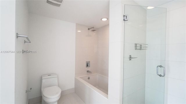 1300 S Miami Avenue 2610, Miami, FL 33130