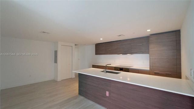 1300 S Miami Avenue 2610, Miami, FL 33130