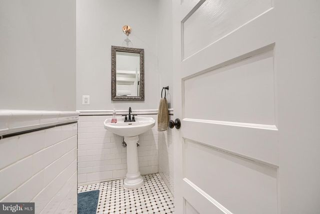 4416 ROLAND AVE, Baltimore, MD 21210