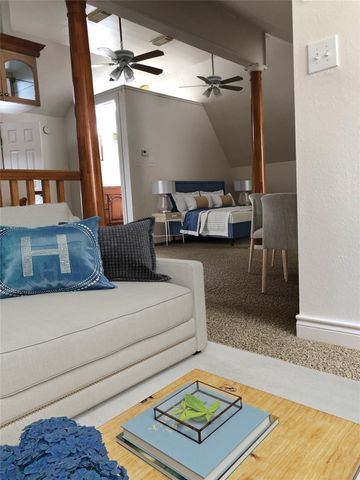 4122 Drake Street B, Houston, TX 77005