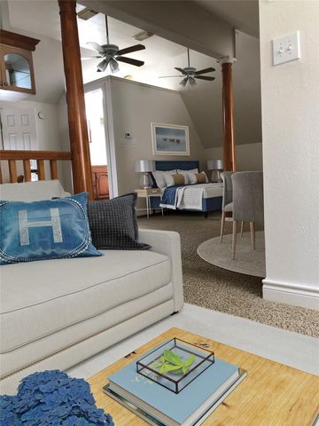 4122 Drake Street B, Houston, TX 77005