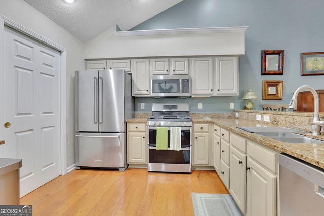 2947 Oakside Circle, Alpharetta, GA 30004