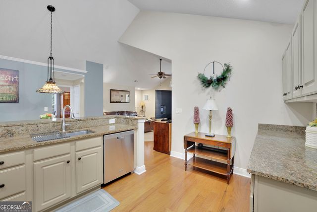 2947 Oakside Circle, Alpharetta, GA 30004