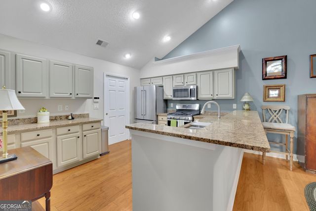 2947 Oakside Circle, Alpharetta, GA 30004