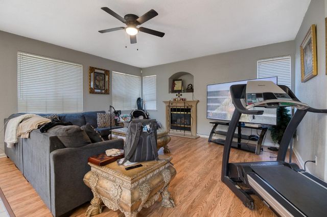 6282 Crestview Cir, Stockton, CA 95219