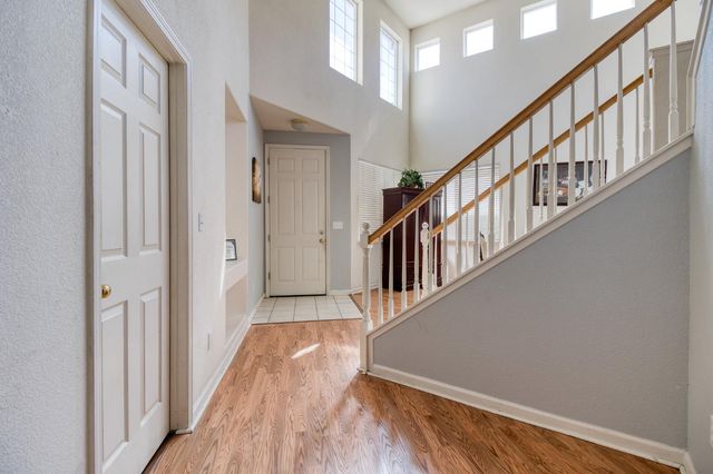 6282 Crestview Cir, Stockton, CA 95219