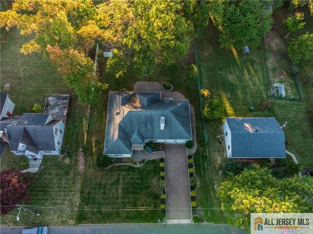 13 Ramsey Road, Edison, NJ 08820