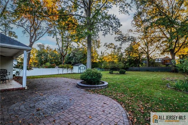 13 Ramsey Road, Edison, NJ 08820