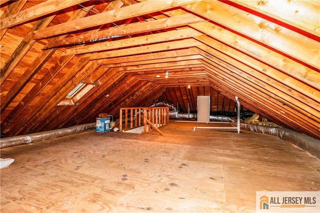 13 Ramsey Road, Edison, NJ 08820