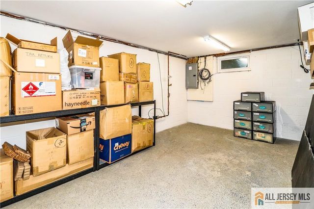 13 Ramsey Road, Edison, NJ 08820