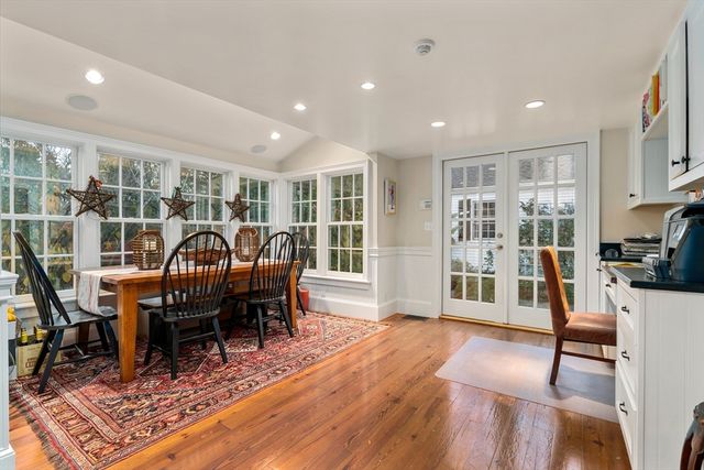883 High, Dedham, MA 02026