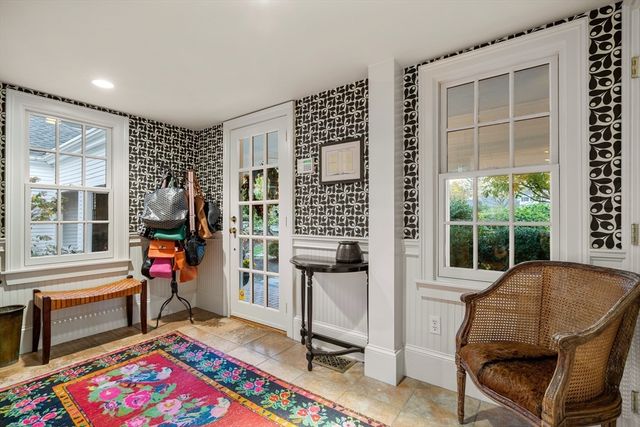 883 High, Dedham, MA 02026