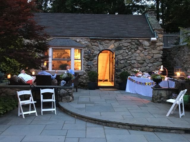 883 High, Dedham, MA 02026
