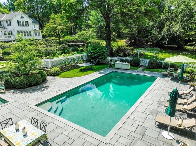 883 High, Dedham, MA 02026