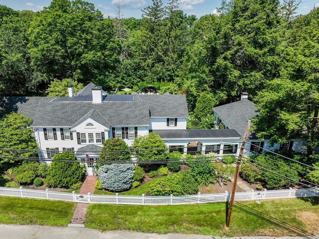 883 High, Dedham, MA 02026