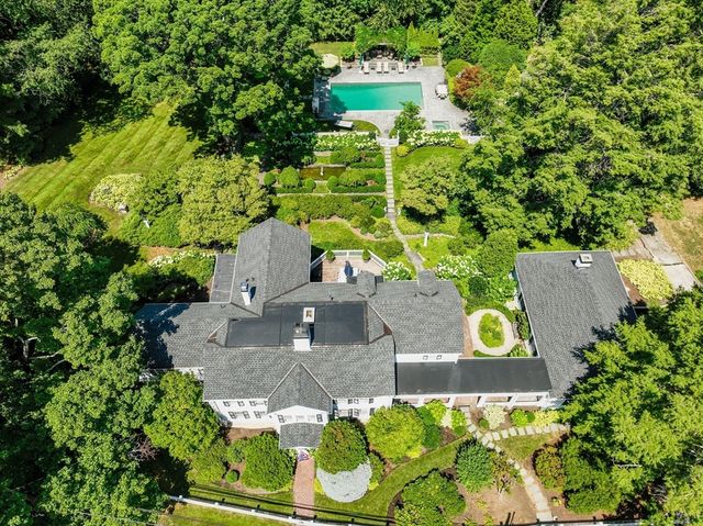 883 High, Dedham, MA 02026