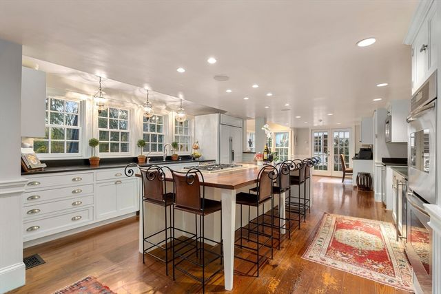 883 High, Dedham, MA 02026