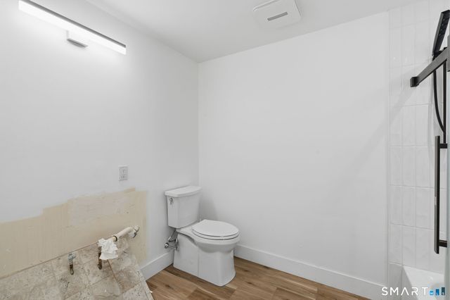 2 Yellow Orange Circle, Middletown, CT 06457