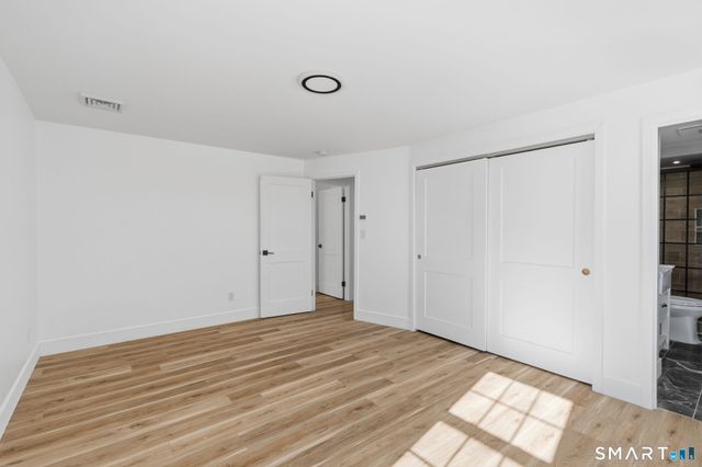 2 Yellow Orange Circle, Middletown, CT 06457