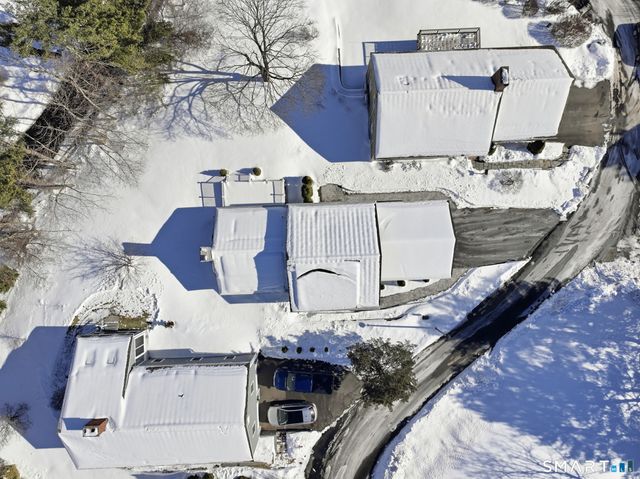 2 Yellow Orange Circle, Middletown, CT 06457