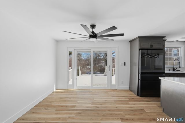 2 Yellow Orange Circle, Middletown, CT 06457