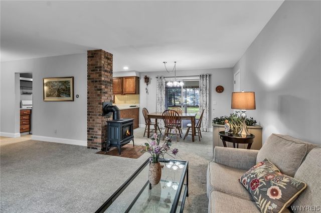 30 Bonita Drive, Cheektowaga, NY 14043