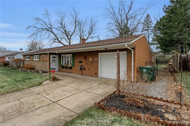 30 Bonita Drive, Cheektowaga, NY 14043