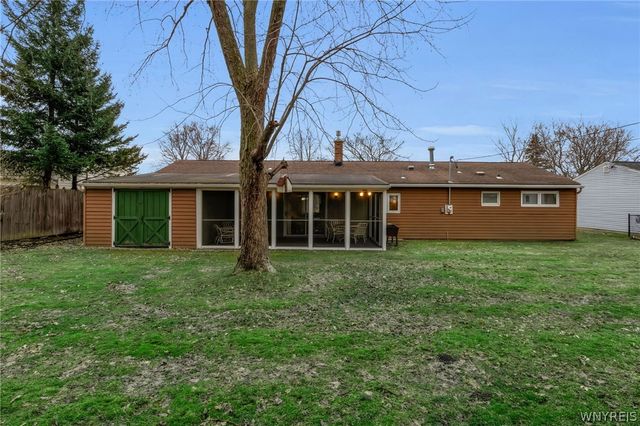 30 Bonita Drive, Cheektowaga, NY 14043