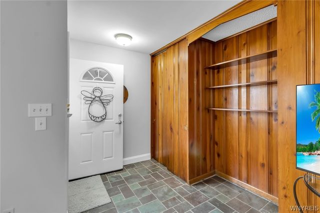 30 Bonita Drive, Cheektowaga, NY 14043