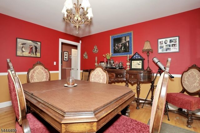 121 Magee Rd, Ringwood Boro, NJ 07456