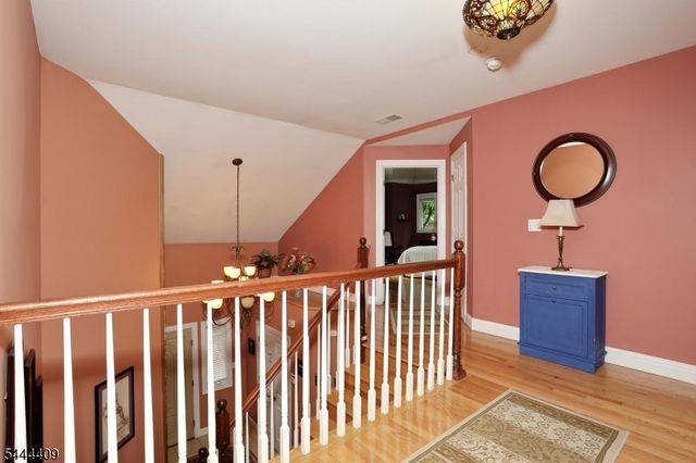 121 Magee Rd, Ringwood Boro, NJ 07456