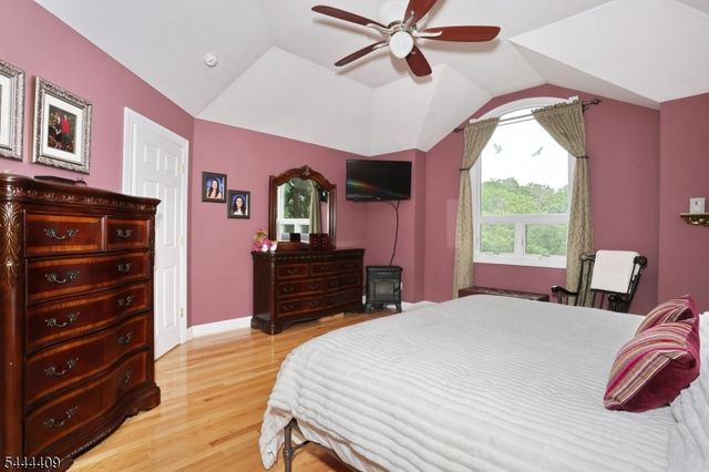 121 Magee Rd, Ringwood Boro, NJ 07456