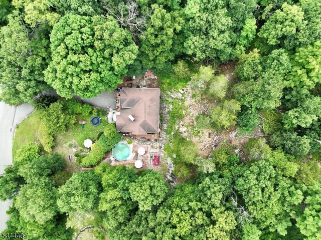 121 Magee Rd, Ringwood Boro, NJ 07456