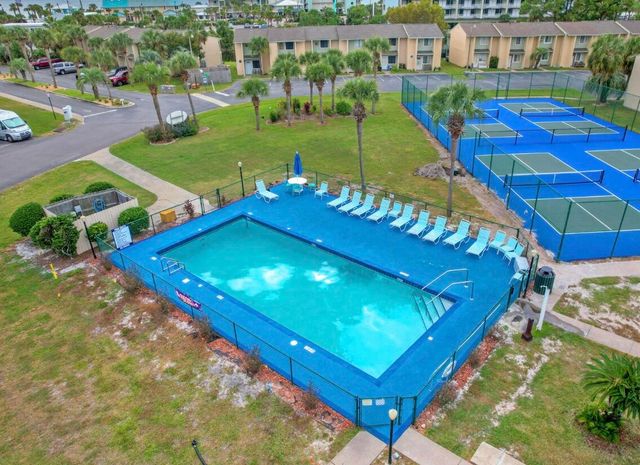 112 Robin Lane, Panama City Beach, FL 32407