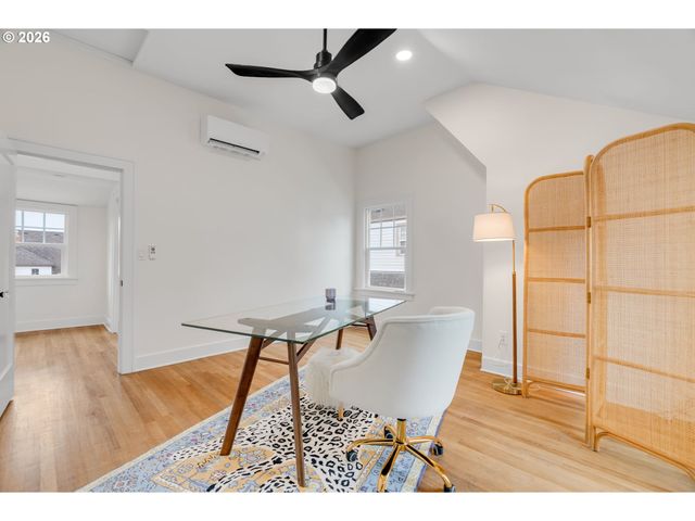 3117 Ne 33RD Ave, Portland, OR 97212