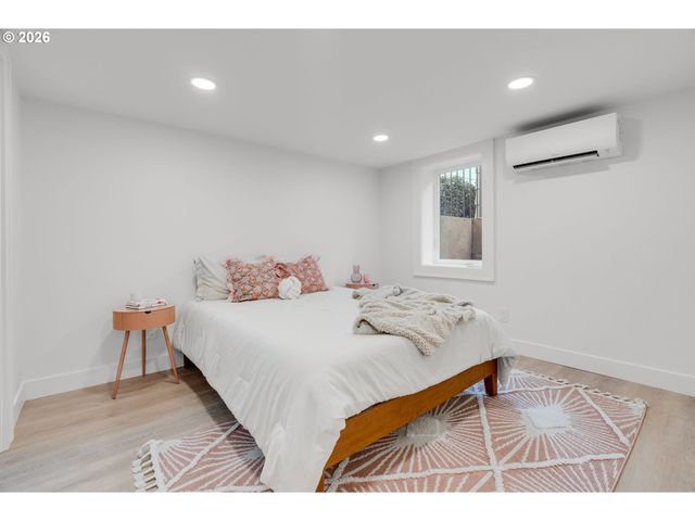 3117 Ne 33RD Ave, Portland, OR 97212