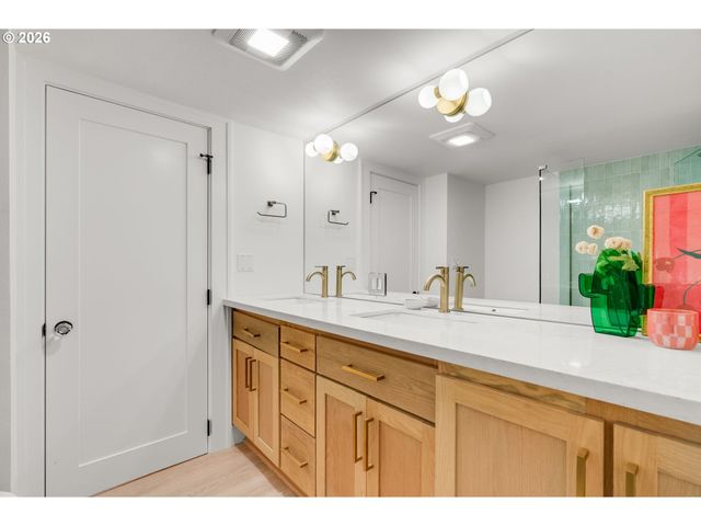 3117 Ne 33RD Ave, Portland, OR 97212