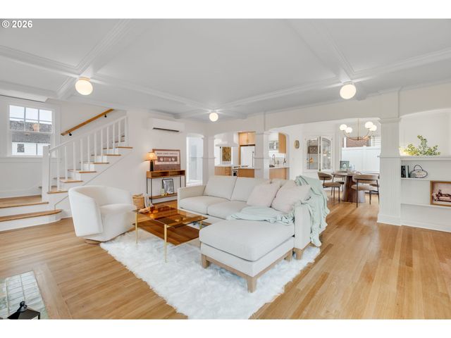 3117 Ne 33RD Ave, Portland, OR 97212