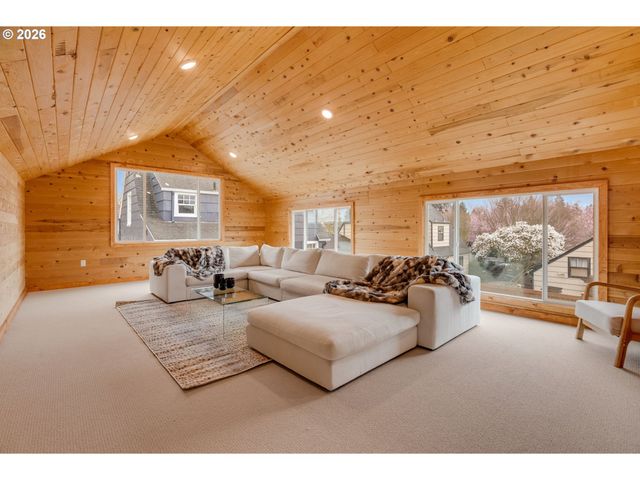 3117 Ne 33RD Ave, Portland, OR 97212