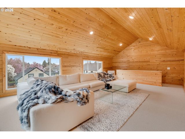 3117 Ne 33RD Ave, Portland, OR 97212