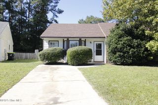 2133 Rolling Ridge Drive, Midway Park, NC 28544