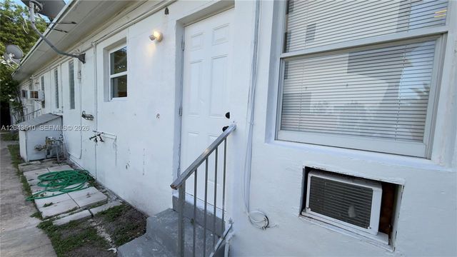 808 84th Street 808, Miami Beach, FL 33141