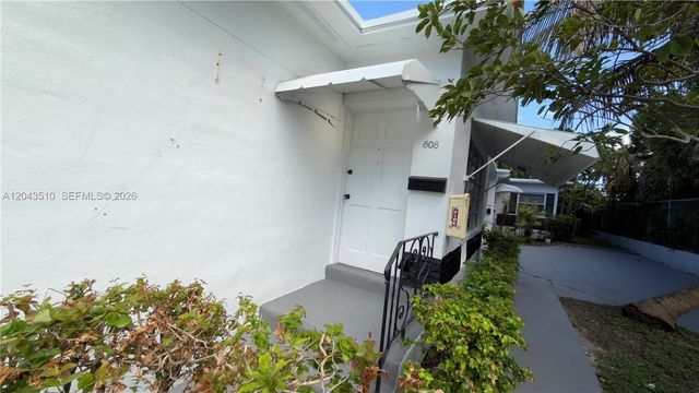 808 84th Street 808, Miami Beach, FL 33141