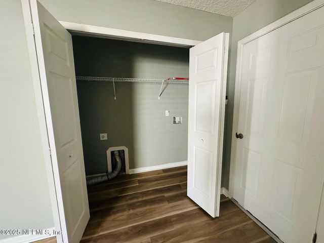 4070 PEBBLE BROOKE Circle, Orange Park, FL 32065