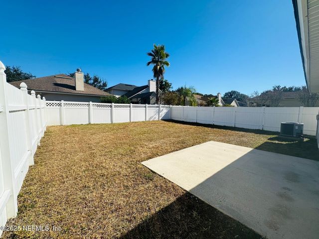 4070 PEBBLE BROOKE Circle, Orange Park, FL 32065