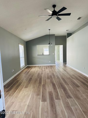 4070 PEBBLE BROOKE Circle, Orange Park, FL 32065