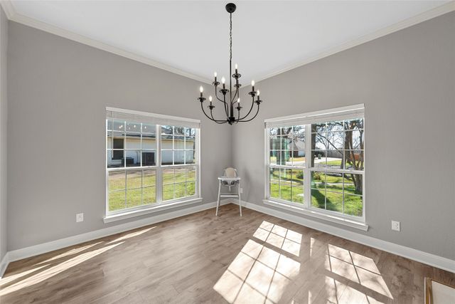 117 Lost Oaks Drive, Waco, TX 76705