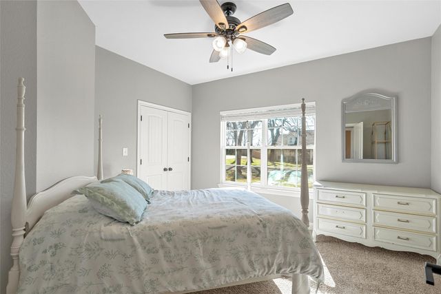 117 Lost Oaks Drive, Waco, TX 76705