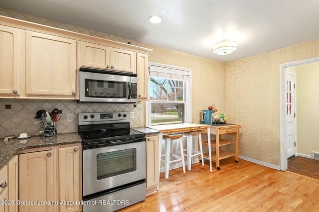 1010 N Harrison Road, East Lansing, MI 48823