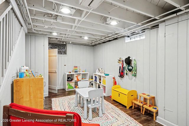 1010 N Harrison Road, East Lansing, MI 48823